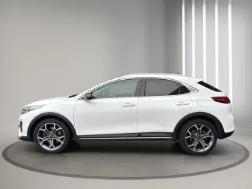 KIA XCeed Platinum Edition LED Dig.Tacho Pano Kamera