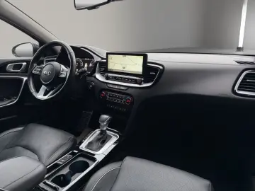 KIA XCeed Platinum Edition LED Dig.Tacho Pano Kamera