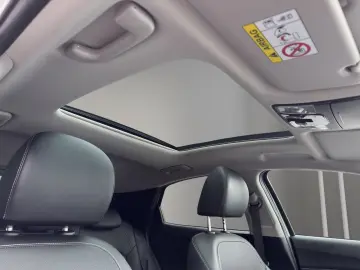 KIA XCeed Platinum Edition LED Dig.Tacho Pano Kamera