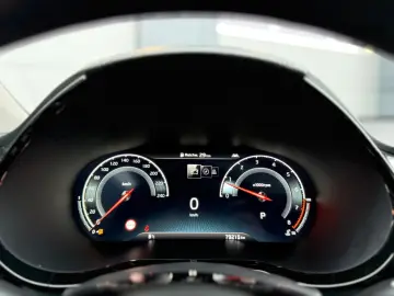 KIA XCeed Platinum Edition LED Dig.Tacho Pano Kamera