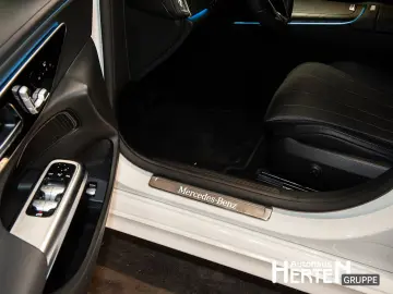 MERCEDES-BENZ E 220 d AVANDGARDE AHK 17  360  MEMORY-P. AMBI