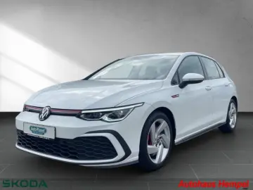VW Golf VIII 2.0 TSI DSG GTI LED-PLUS CAM SHZ PDC