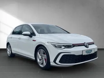 VW Golf VIII 2.0 TSI DSG GTI LED-PLUS CAM SHZ PDC