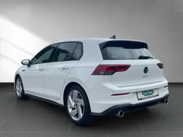 VW Golf VIII 2.0 TSI DSG GTI LED-PLUS CAM SHZ PDC