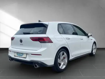 VW Golf VIII 2.0 TSI DSG GTI LED-PLUS CAM SHZ PDC