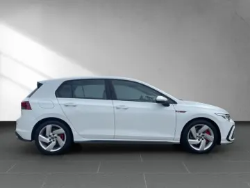 VW Golf VIII 2.0 TSI DSG GTI LED-PLUS CAM SHZ PDC