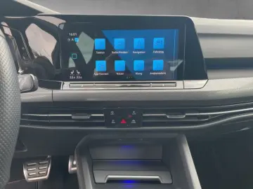 VW Golf VIII 2.0 TSI DSG GTI LED-PLUS CAM SHZ PDC