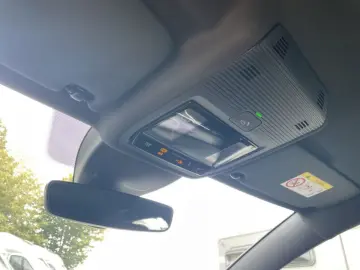 VW Golf VIII 2.0 TSI DSG GTI LED-PLUS CAM SHZ PDC