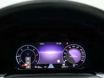 VW Golf VIII GTD PANO H&K LEDER MEMO KEY MATRIX HUD