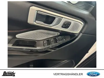 FORD Explorer EcoBoost Plug-in Hybrid ST-LINE AHK