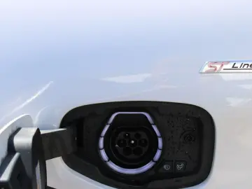 FORD Explorer ST-Line Plug-in-Hybrid 4x4 AHK