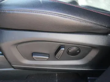 FORD Explorer ST-Line Plug-in-Hybrid 4x4 AHK