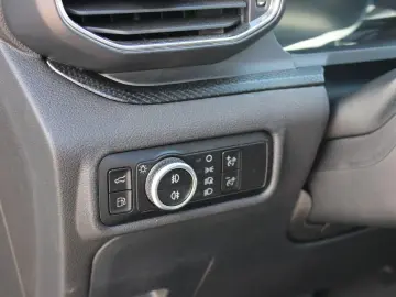 FORD Explorer ST-Line Plug-in-Hybrid 4x4 AHK