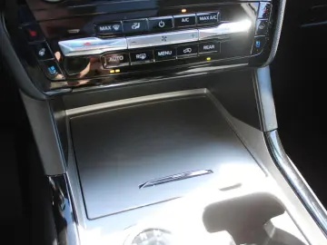 FORD Explorer ST-Line Plug-in-Hybrid 4x4 AHK