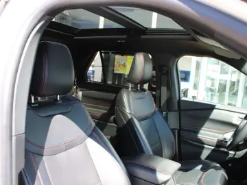 FORD Explorer ST-Line Plug-in-Hybrid 4x4 AHK