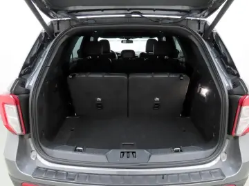 FORD Explorer 3.0 Plug-in Hybrid 4x4 ST-Line iACC AHK