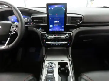 FORD Explorer 3.0 Plug-in Hybrid 4x4 ST-Line iACC AHK