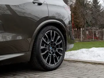 BMW X5 40d M SPORT.LUFTF.SOFTC.PANO.4ZONE.AHK.2STÜCK