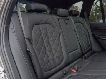 BMW X5 40d M SPORT.LUFTF.SOFTC.PANO.4ZONE.AHK.2STÜCK