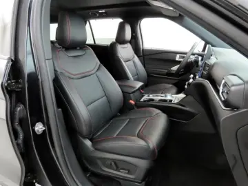 FORD Explorer 3.0 Plug-in Hybrid 4x4 ST-Line iACC AHK