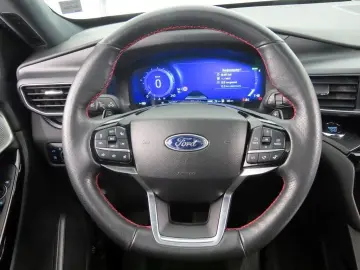 FORD Explorer 3.0 Plug-in Hybrid 4x4 ST-Line iACC AHK