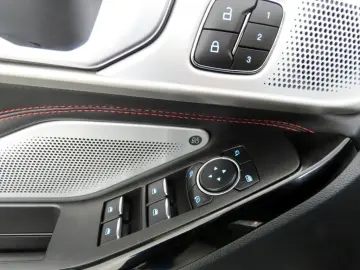 FORD Explorer 3.0 Plug-in Hybrid 4x4 ST-Line iACC AHK