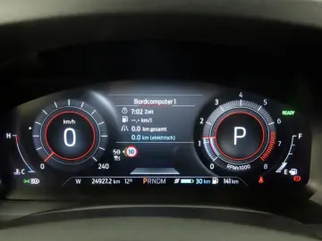 FORD Explorer 3.0 Plug-in Hybrid 4x4 ST-Line iACC AHK