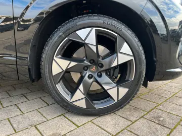 CUPRA Terramar 2.0 TSI DSG 4D VZ NAV HUD PANO 5J GAR