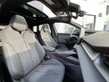 CUPRA Terramar 2.0 TSI DSG 4D VZ NAV HUD PANO 5J GAR