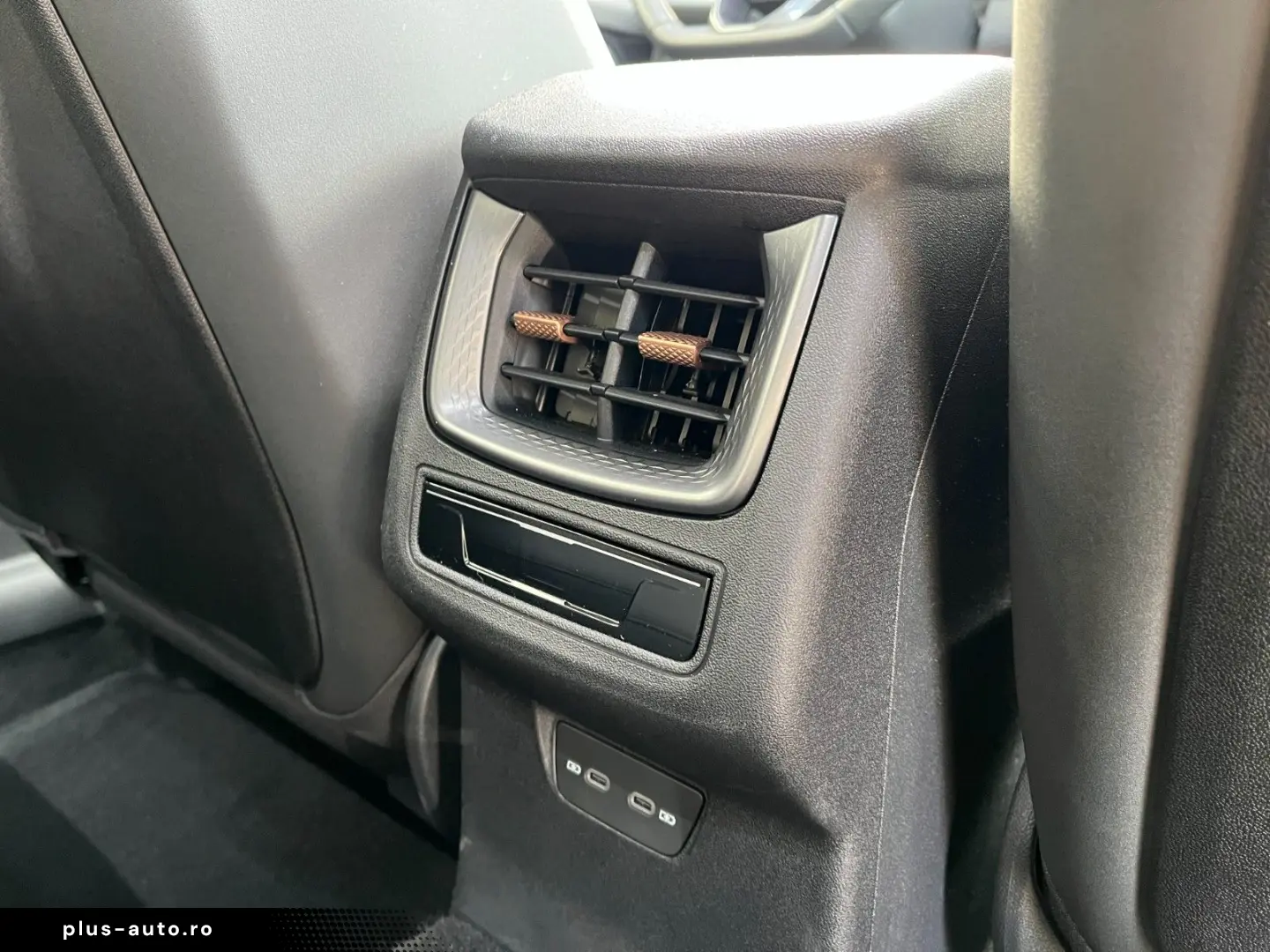 CUPRA Terramar 2.0 TSI DSG 4D VZ NAV HUD PANO 5J GAR