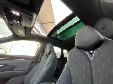 CUPRA Terramar 2.0 TSI DSG 4D VZ NAV HUD PANO 5J GAR