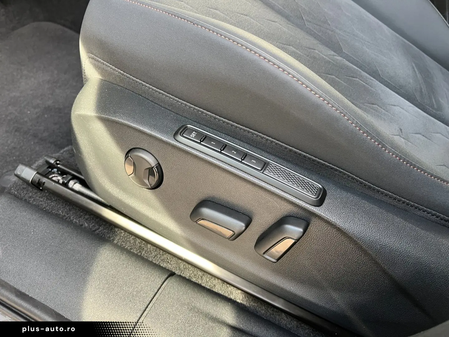 CUPRA Terramar 2.0 TSI DSG 4D VZ NAV HUD PANO 5J GAR