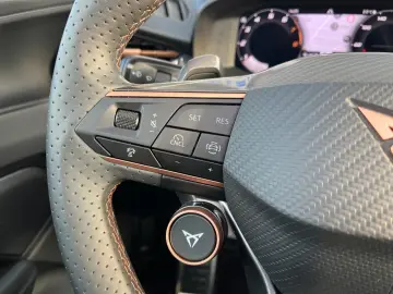 CUPRA Terramar 2.0 TSI DSG 4D VZ NAV HUD PANO 5J GAR
