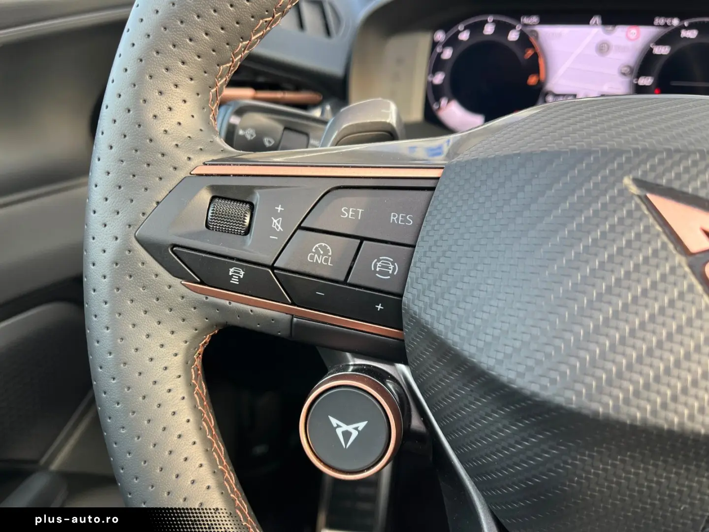 CUPRA Terramar 2.0 TSI DSG 4D VZ NAV HUD PANO 5J GAR