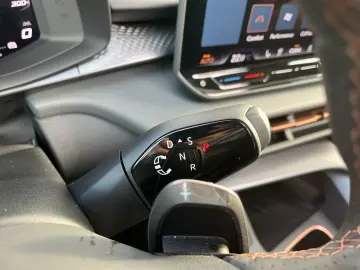 CUPRA Terramar 2.0 TSI DSG 4D VZ NAV HUD PANO 5J GAR