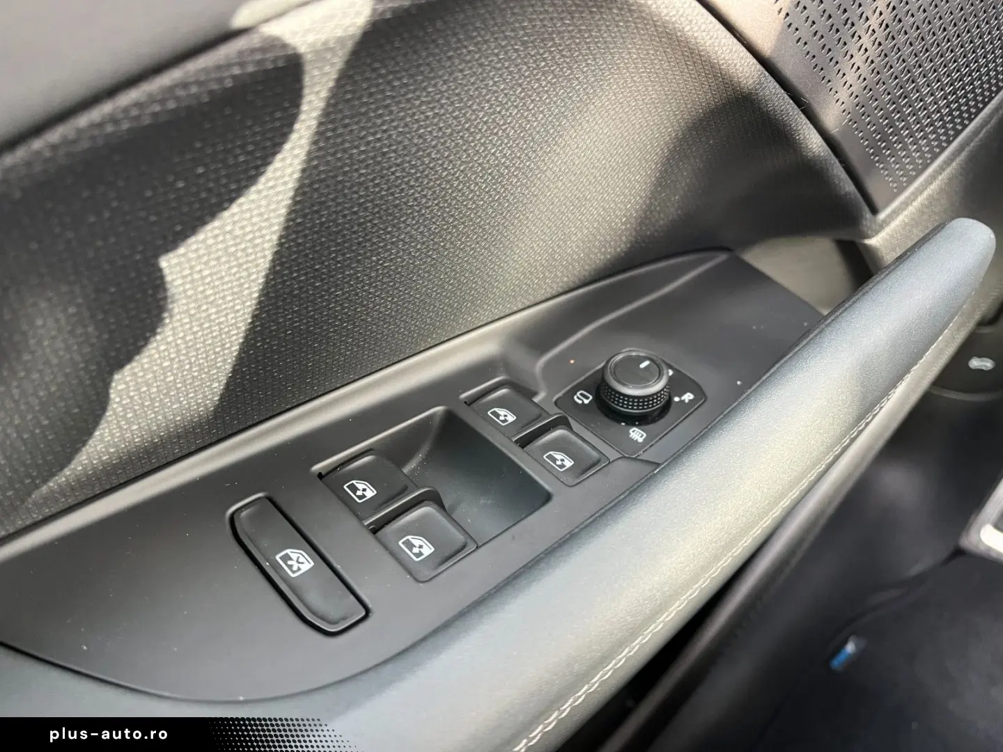 CUPRA Terramar 2.0 TSI DSG 4D VZ NAV HUD PANO 5J GAR