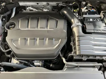 CUPRA Terramar 2.0 TSI DSG 4D VZ NAV HUD PANO 5J GAR