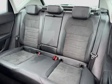 CUPRA Ateca 4Drive TSI DSG AHK PANO el.HECK WINTER-PKT