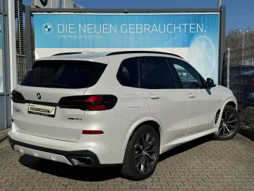 BMW X5 xDrive40d M Sport 2-Achs-Luft AHK PANO h&k
