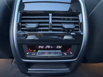 BMW X5 xDrive40d M Sport 2-Achs-Luft AHK PANO h&k