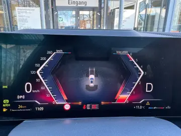 BMW X5 xDrive40d M Sport 2-Achs-Luft AHK PANO h&k