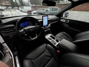 FORD Explorer ST-Line PHEV 4x4 PANO AHK SHZ ACC APP