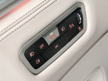 BMW X7 xDrive40d M Sport Topausstattung 6-Sitzer