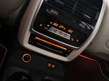 BMW X7 xDrive40d M Sport Topausstattung 6-Sitzer