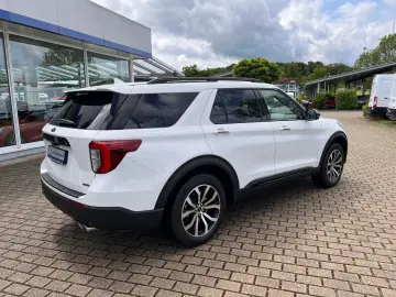 FORD Explorer ST-Line Plug-in-Hybrid 4x4