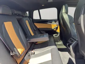 BMW X4 M Competition LED LEDER HUD PANO RFK LANE