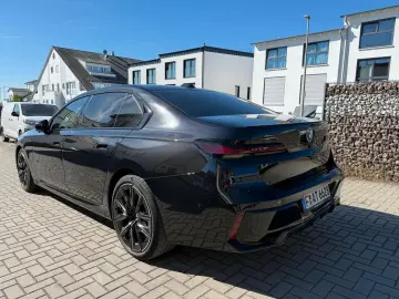 BMW 740 7 740 d xDrive M Sport