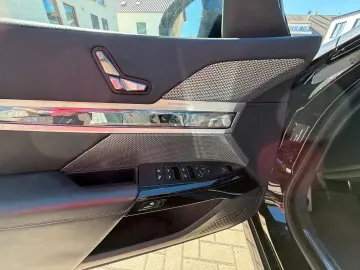 BMW 740 7 740 d xDrive M Sport