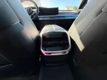 BMW 740 7 740 d xDrive M Sport