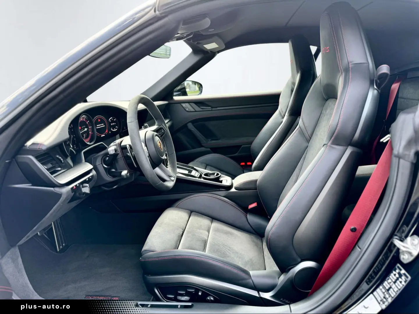 PORSCHE 992 CARRERA 4 GTS-CARBON-BOSE-LIFTS-1HD-360 -20´